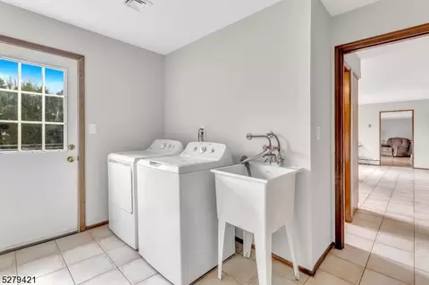 130 Harris Ave, Middlesex, NJ 08846 photo 20