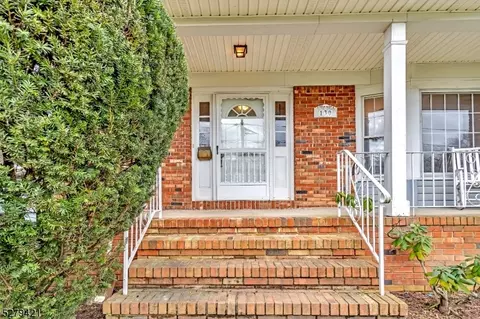 130 Harris Ave, Middlesex, NJ 08846 photo 3