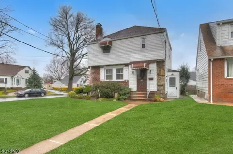 105 Merrill Rd, Clifton, NJ 07012