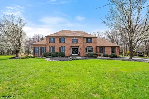 39 Willow Run Ln, Montgomery, NJ 08502