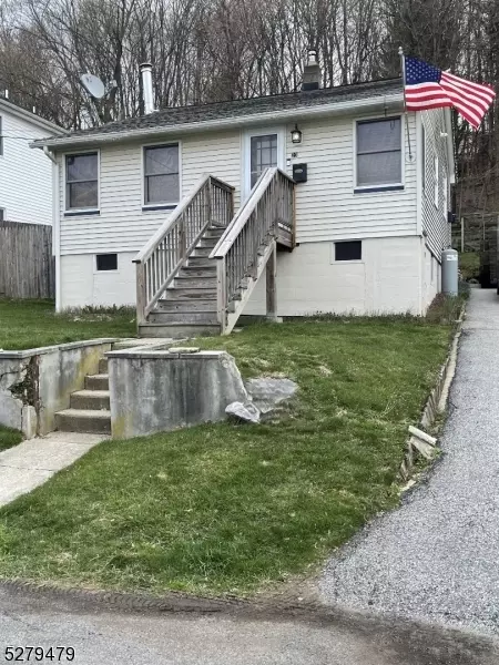 23 South St, Franklin, NJ 07416