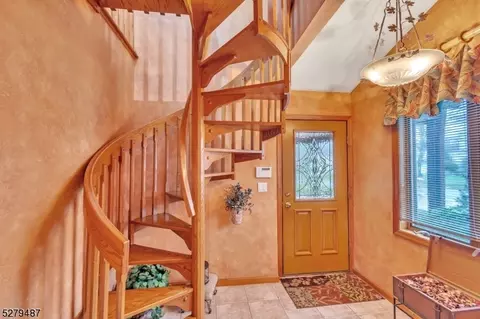 8 Watson Ct, Edison, NJ 08820 photo 20