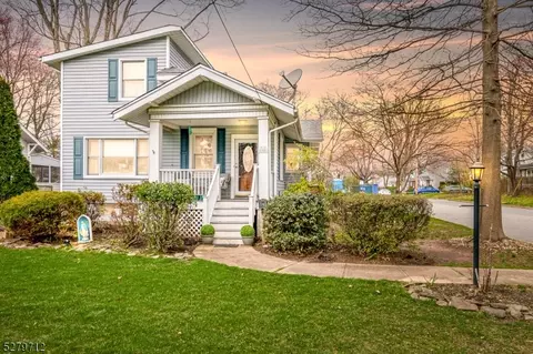 98 Woodbridge Ave, Metuchen, NJ 08840