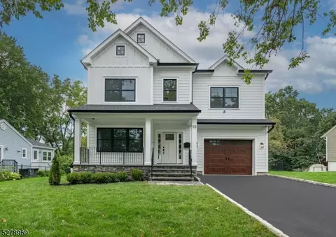 10 Rosewood Dr, Madison, NJ 07940