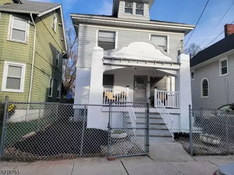 228 N Center St, City Of Orange, NJ 07050