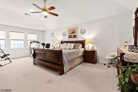 10 Edward Dr, Flemington, NJ 08822 photo 33