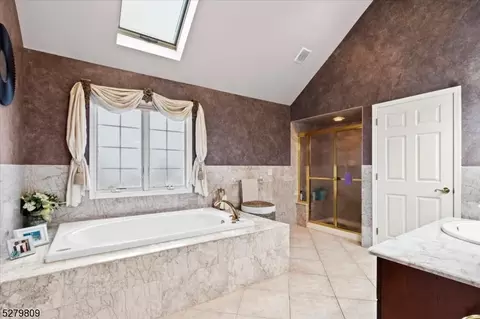 10 Edward Dr, Flemington, NJ 08822 photo 35