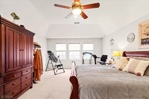 10 Edward Dr, Flemington, NJ 08822 photo 34