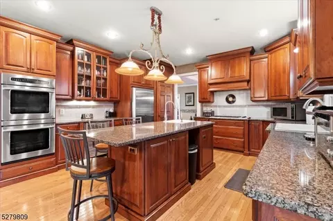 10 Edward Dr, Flemington, NJ 08822 photo 21