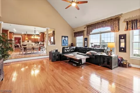 10 Edward Dr, Flemington, NJ 08822 photo 27