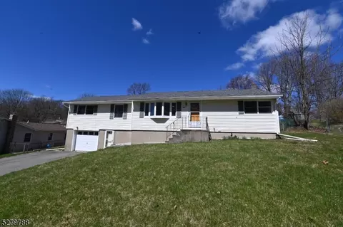 242 Sand Shore Rd, Mount Olive, NJ 07828