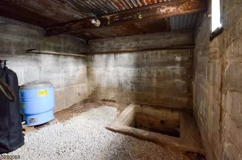 1065 State Route 173, Bethlehem Twp, NJ 08802 photo 24