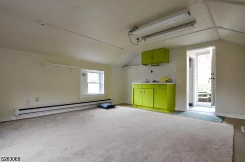 1065 State Route 173, Bethlehem Twp, NJ 08802 photo 7