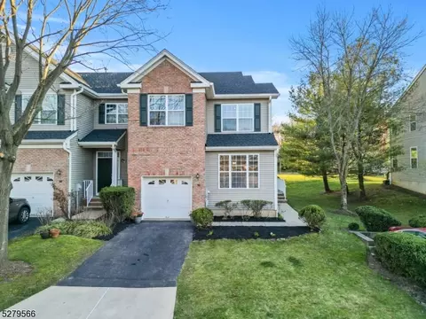 64 Truman Ave, Princeton, NJ 08540