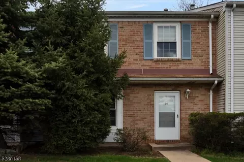 24 Lafayette Ct, North Brunswick Twp, NJ 08902