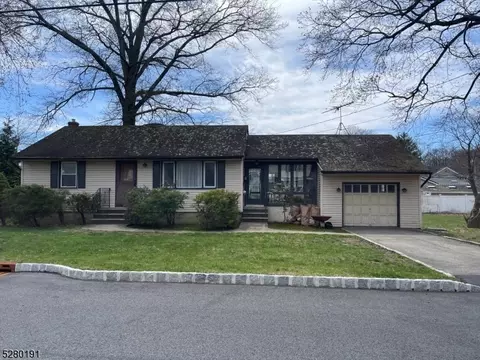 19 Van Duyne Ave, Riverdale, NJ 07457
