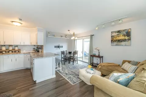 242 Gettysburg Way, Lincoln Park, NJ 07035