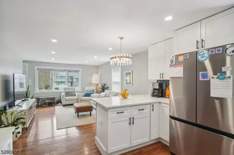 37 Greenfield Ave, Summit, NJ 07901 photo 9