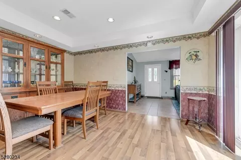 15 Surrey Dr, Wayne, NJ 07470 photo 15