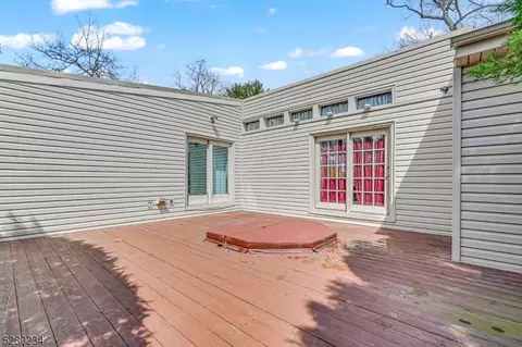 15 Surrey Dr, Wayne, NJ 07470 photo 29
