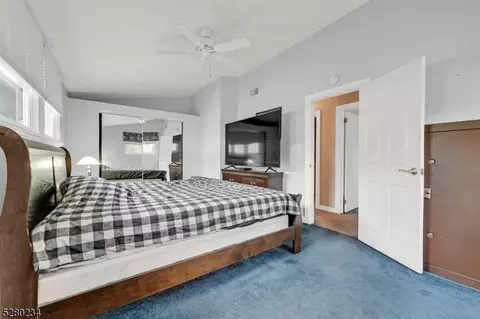 15 Surrey Dr, Wayne, NJ 07470 photo 27