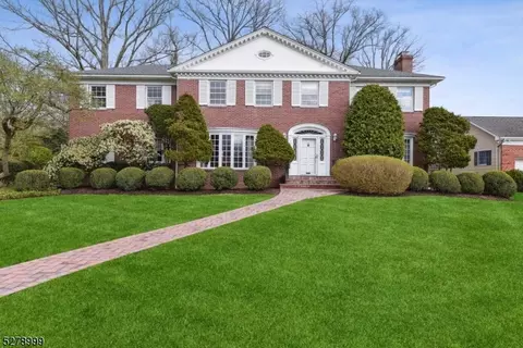 206 Northwoods Dr, South Orange, NJ 07079