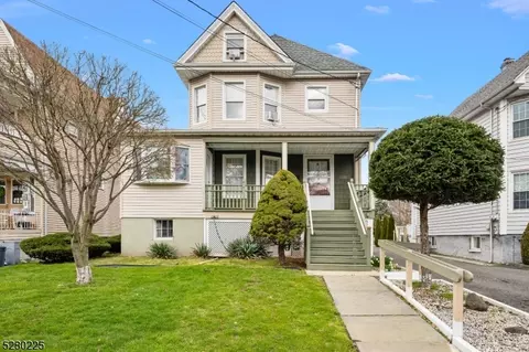 19 E Clay Ave, Roselle Park, NJ 07204