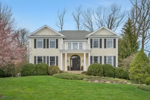 100 Essex Rd, Summit, NJ 07901