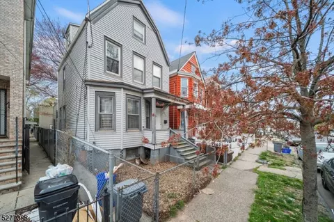 801 S 14th St, Newark, NJ 07108