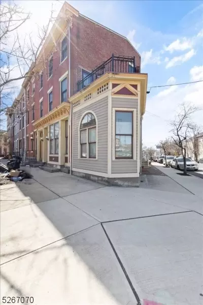 105 Centre St, Trenton, NJ 08611