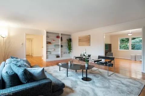 40 Twombly Dr, Summit, NJ 07901 photo 4