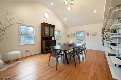 40 Twombly Dr, Summit, NJ 07901 photo 8