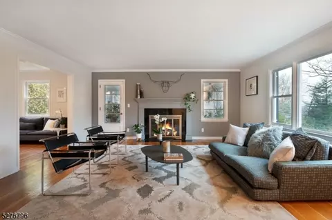 40 Twombly Dr, Summit, NJ 07901 photo 3