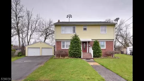 19 Wright Ct, Bloomfield, NJ 07003 photo 3