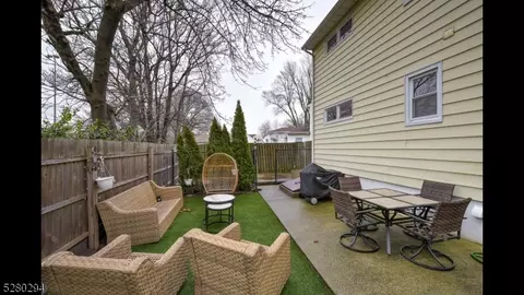 19 Wright Ct, Bloomfield, NJ 07003 photo 29
