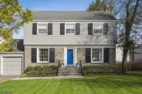 16 Elmwood Pl, Millburn Twp, NJ 07078