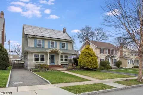 26 Harvard St, Montclair, NJ 07042