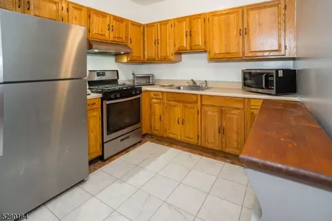 66 E Blackwell St #A, Dover, NJ 07801 photo 11