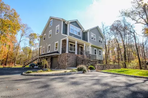 4 Beech Pl, Warren, NJ 07059