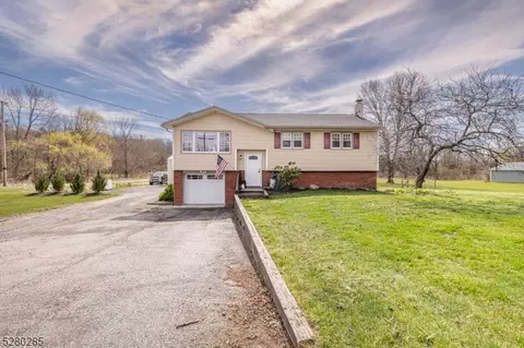 130 Lower Unionville Rd, Wantage, NJ 07461