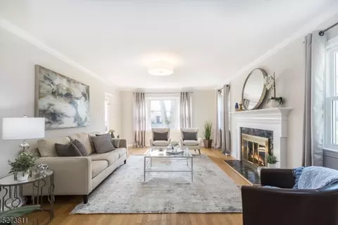 7 Evergreen Ter, Millburn, NJ 07041