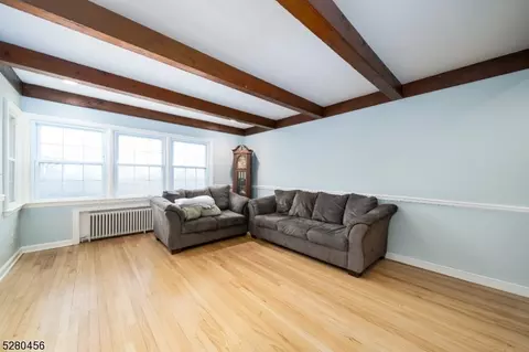 121 Macdonald Dr, Wayne, NJ 07470 photo 5