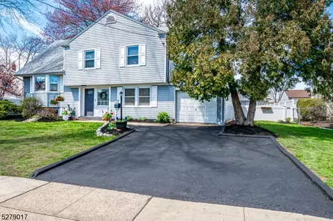 4 Meyer Rd, Edison, NJ 08817