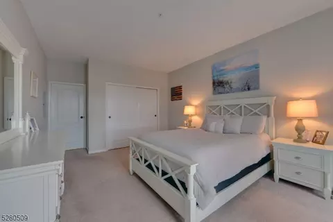 320 Brittany Dr #320, Wayne, NJ 07470 photo 11