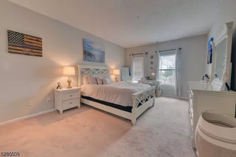 320 Brittany Dr #320, Wayne, NJ 07470 photo 10