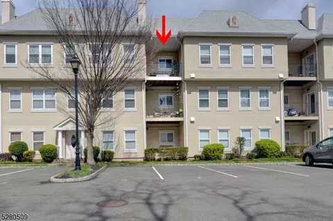 320 Brittany Dr #320, Wayne, NJ 07470 photo 15