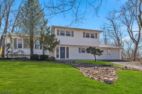 1 Connel Dr, West Orange, NJ 07052