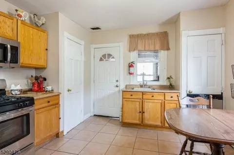 41 Russell Pl, Summit, NJ 07901 photo 4