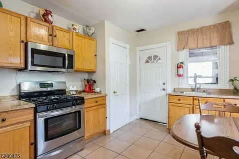 41 Russell Pl, Summit, NJ 07901 photo 5