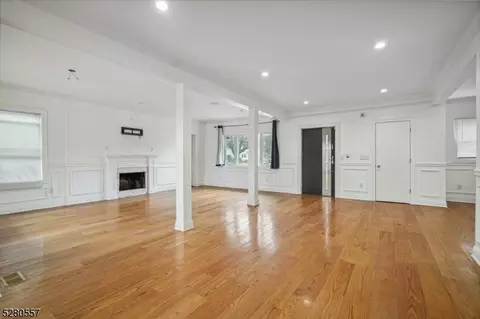 260 E 2nd Ave, Roselle, NJ 07203 photo 22